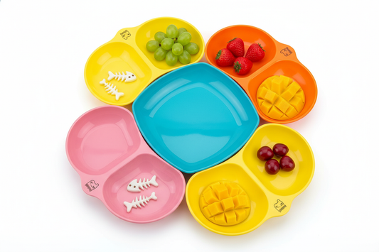 5-piece love heart shape snack plate set, reusable plastic dessert plates for home dining and party serving